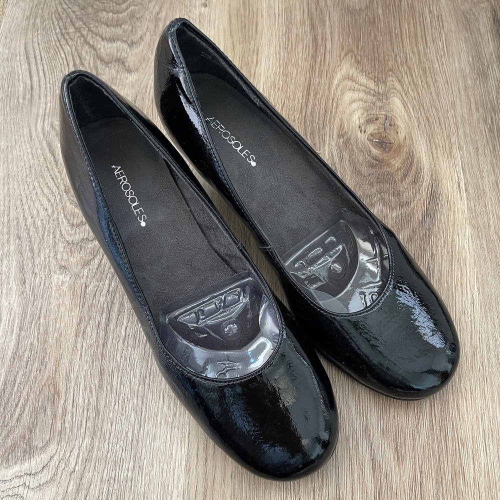 New Ladies Aerosoles "Wise Guy" Black Leather Pump Shoe - Size6.5W